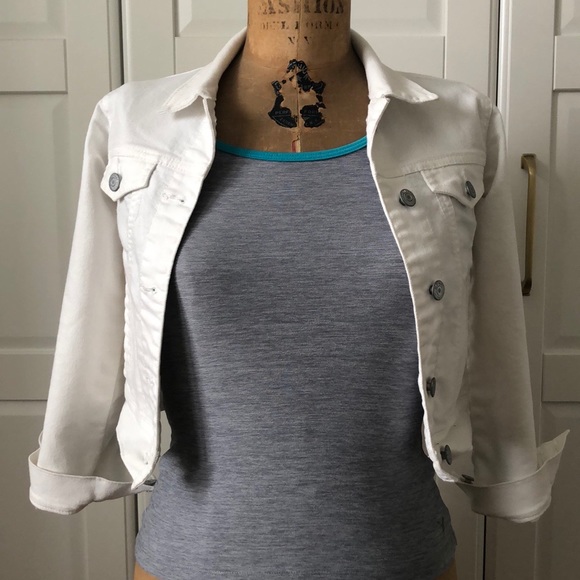 Kids white Jean jacket with buttons - Picture 1 of 5